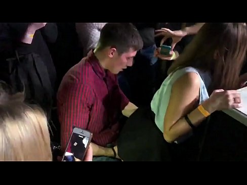 ❤️ Sesso reale in un nightclub russo. Ragazza russa di 18 anni nell'ano e nella vagina scopata in un nightclub ❤❌ Porno anale al it.nullscripts.top ☑